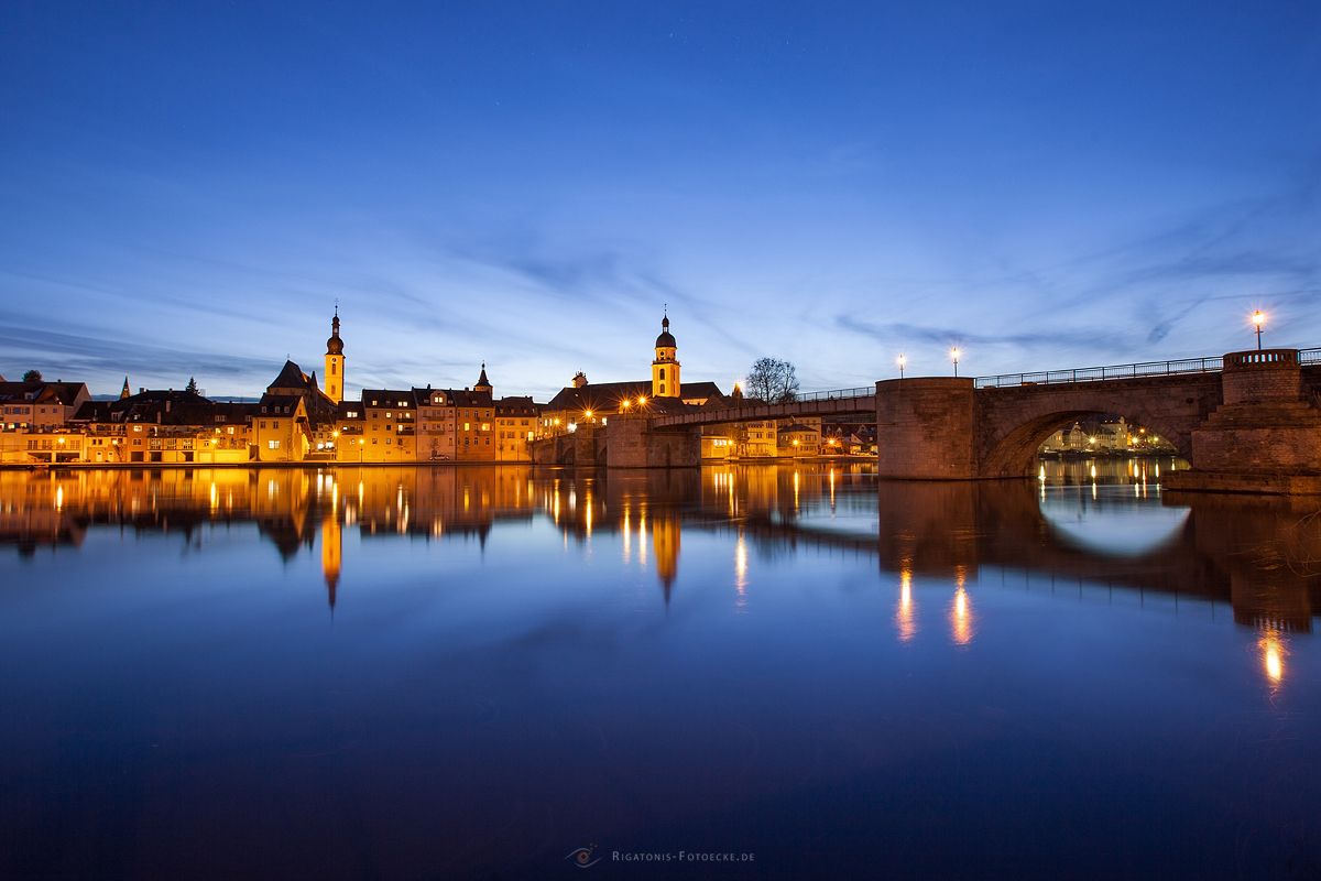 Kitzingen mit der Mainbrücke aus dem Jahr 1300