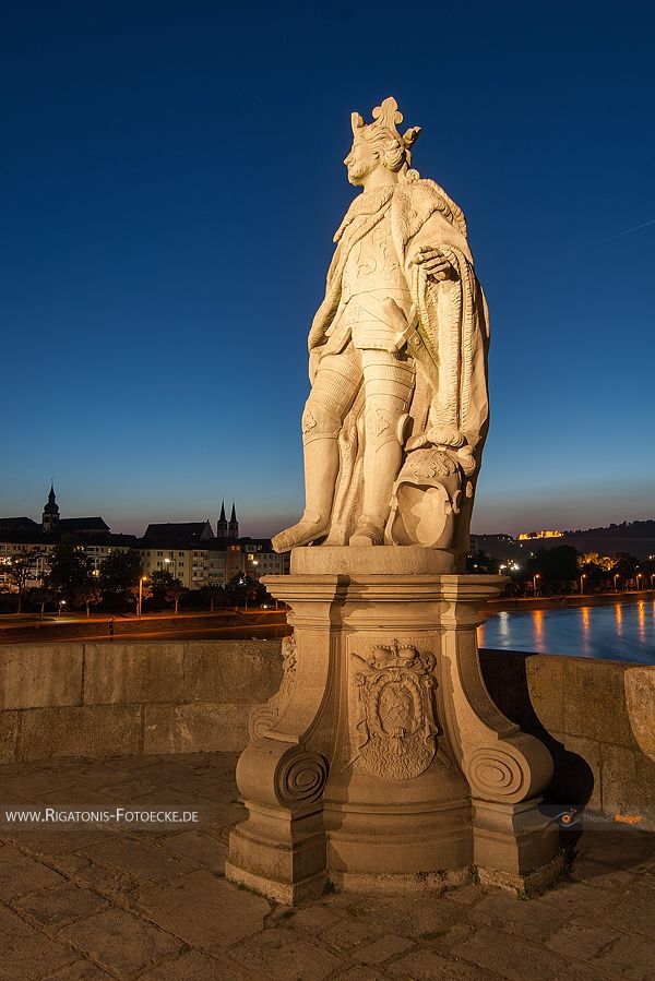 Statue auf der Marienbrücke (74_MG_9406-HDR)